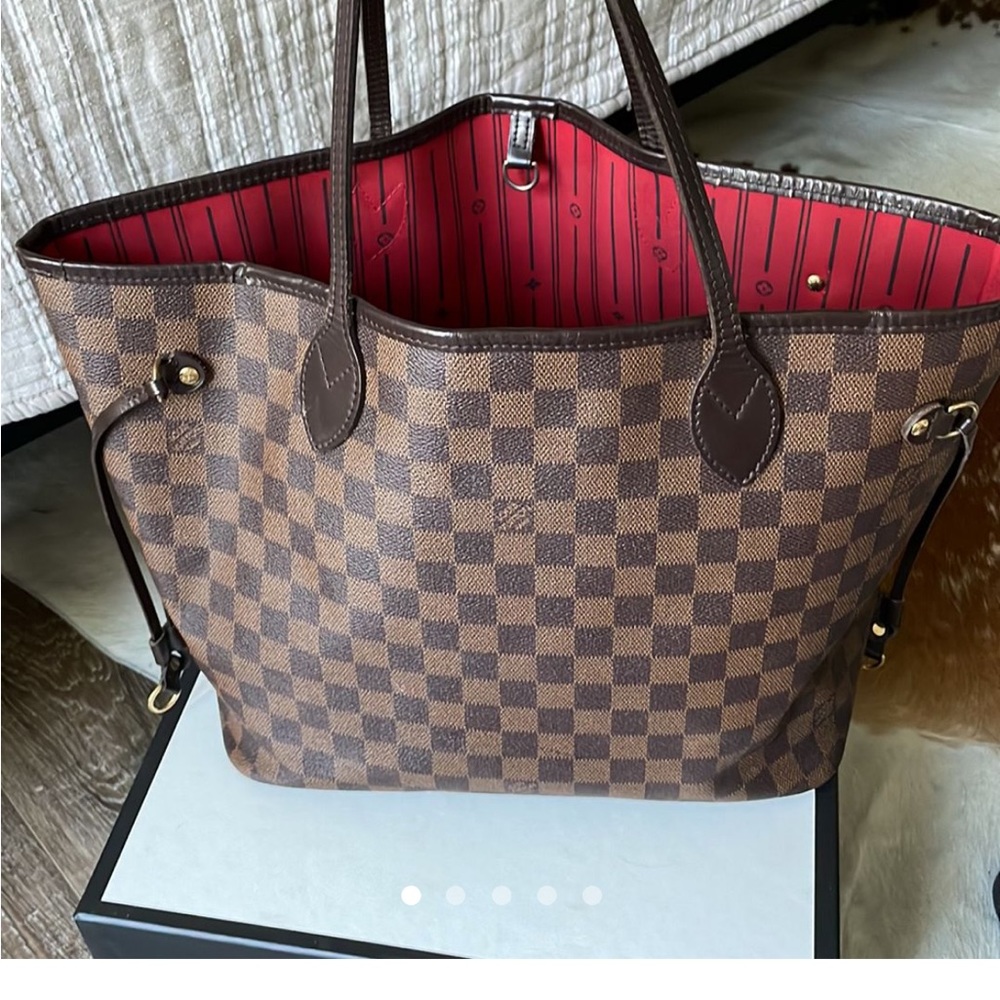 Louis Vuitton never full mm